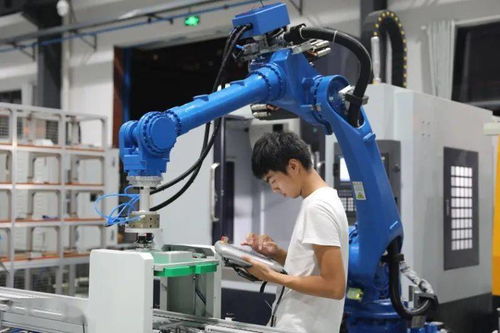 職教參考 職教圍著產業(yè)轉 湖南職業(yè)教育的 涅槃重生